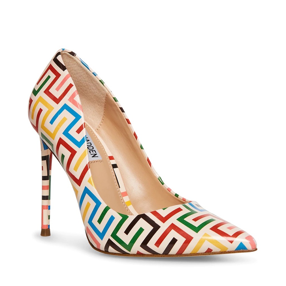 Brand new, never worn. 7.5 Steve Madden pumps